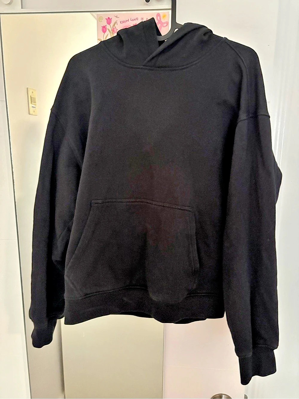 KOTN Essential Hoodie Black Pullover